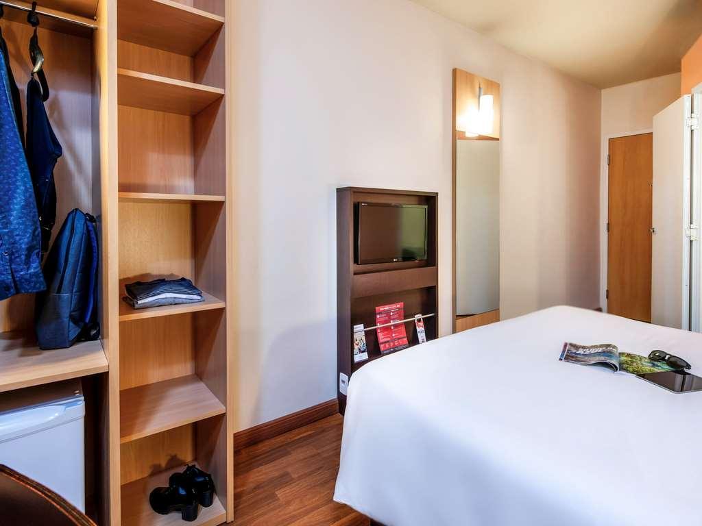 Ibis Ourinhos Hotel ภายนอก รูปภาพ