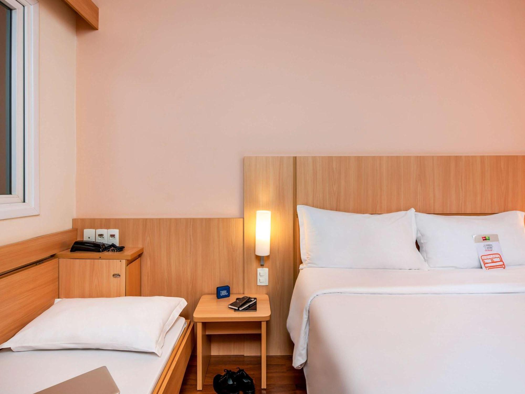 Ibis Ourinhos Hotel ภายนอก รูปภาพ