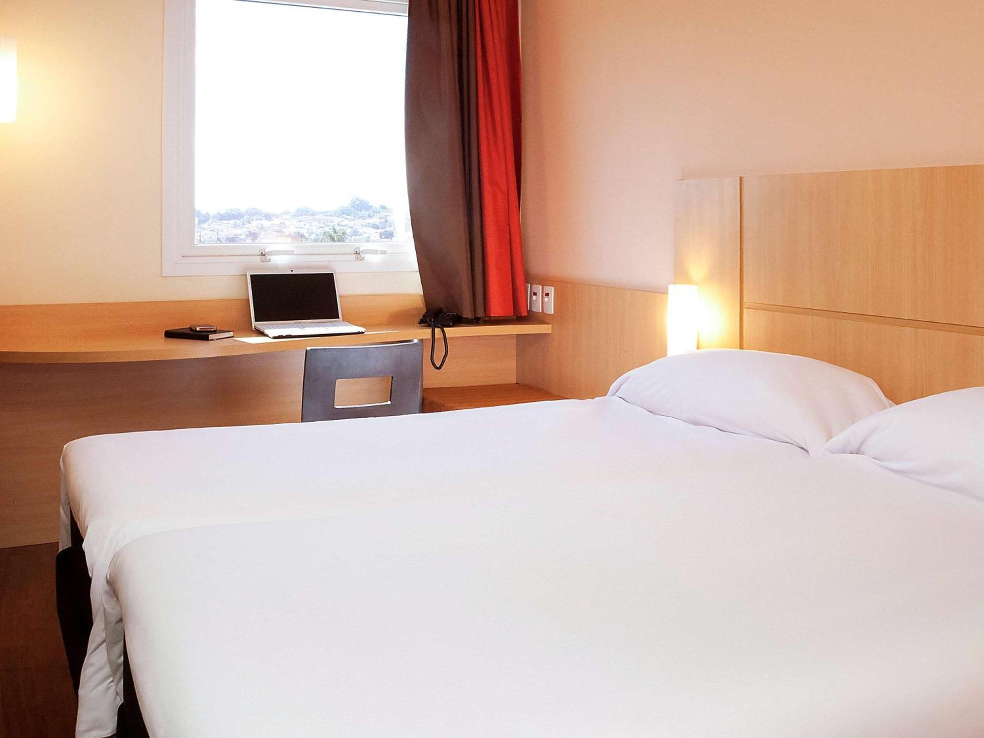 Ibis Ourinhos Hotel ภายนอก รูปภาพ