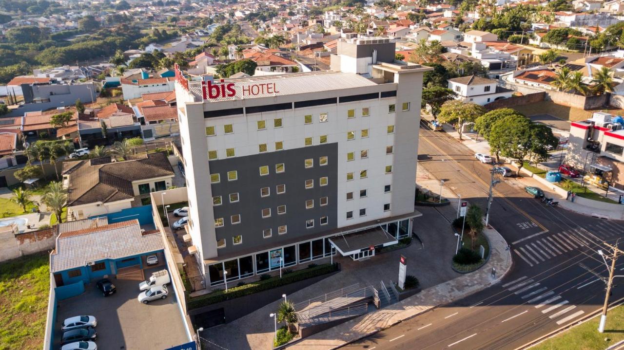 Ibis Ourinhos Hotel ภายนอก รูปภาพ